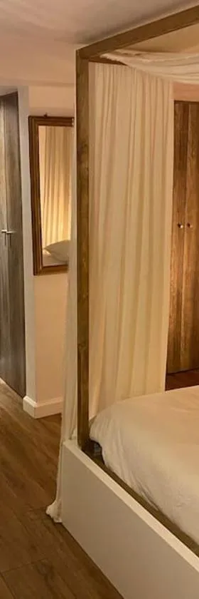 Guest house privée，位于Ézanville的酒店