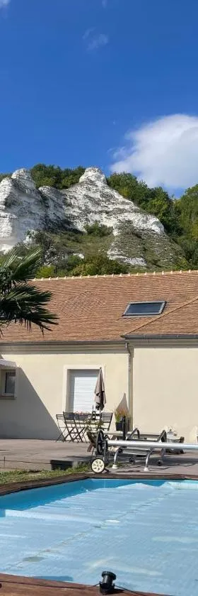 Maison bonheur proche GIVERNY et top pour télétravail，位于Haute-Isle的酒店