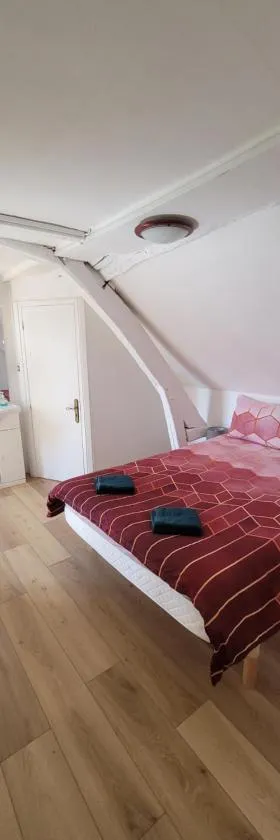 Logement 2 pièces Au Relais Normand，位于Cormeilles的酒店