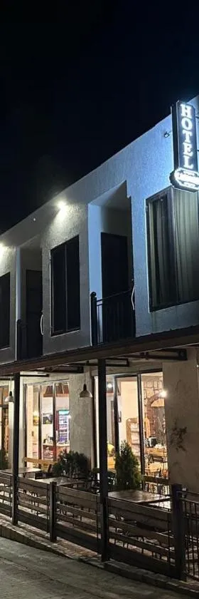 Hotel Canionel，位于马尔特维利的酒店