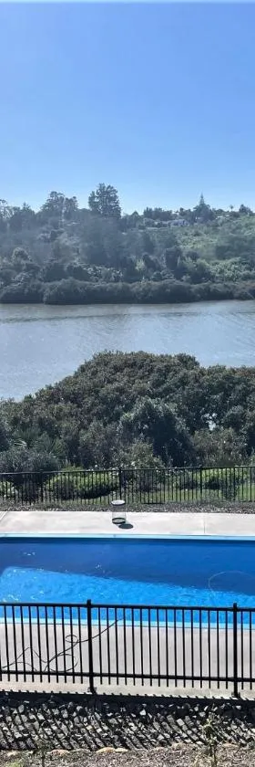 Pickmere Waters，位于凯里凯里的酒店