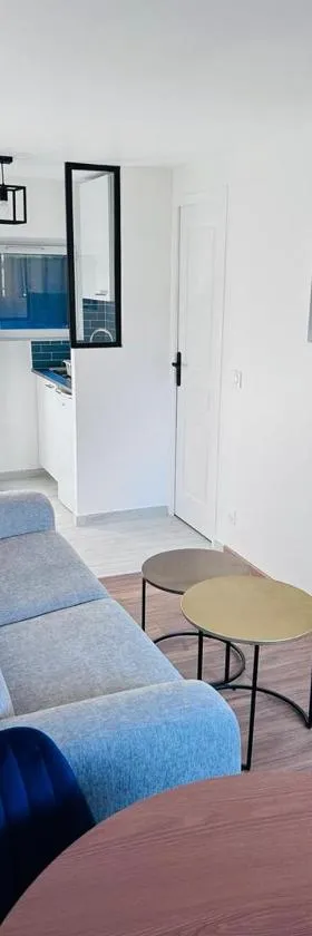 Cosy home proche de Roissy CDG PARIS, Parc Astérix I Aéroville I Parc des Expo I Villepinte，位于Louvres的酒店