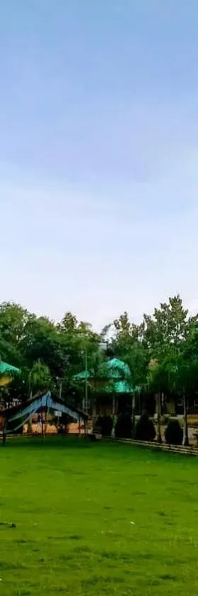 Vamoose Vrindavan Gopala Resort，位于贾巴尔普尔的酒店