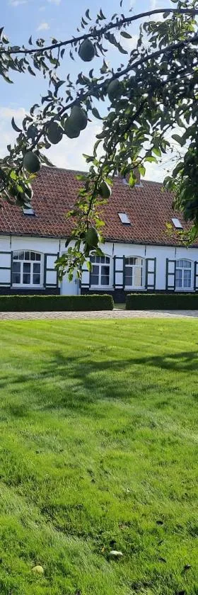 B&B Den Bruynen Bergh，位于贝尔内姆的酒店