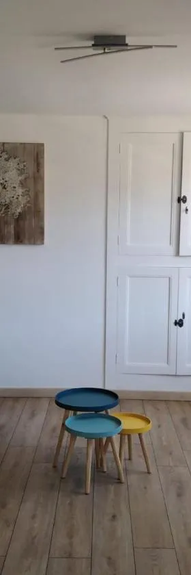 Résidence les deux Nestes，位于阿罗的酒店