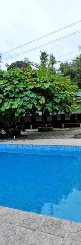 Leisure Homestay - Pool, Boating, Zipline, Home Food, Estate，位于奇克马格尔的酒店