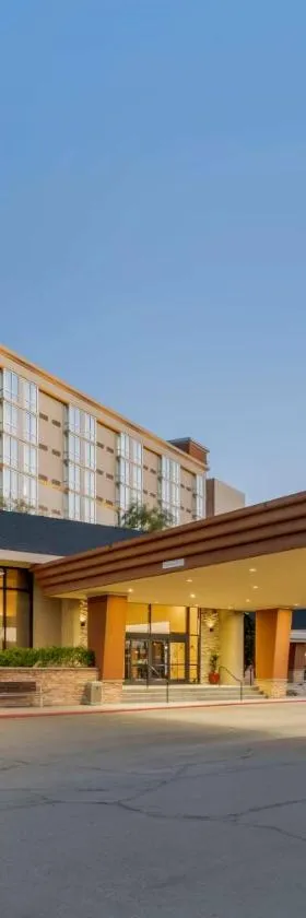 Best Western Plus Sparks-Reno Hotel，位于里诺的酒店