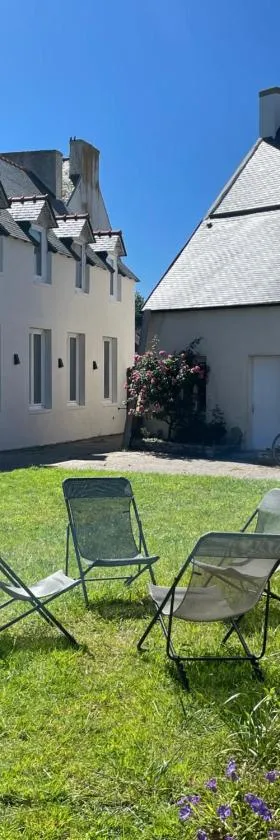 La Part des Anges 29 - Maison d'hôtes et Table épicurienne，位于庞马尔的酒店