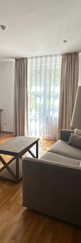 4R Apartman 250m from Gondola，位于布尔泽策的酒店
