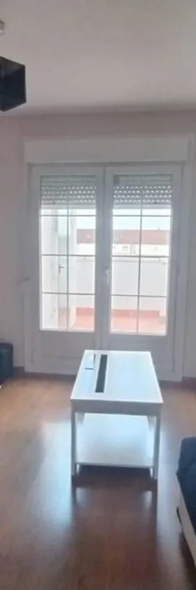 Ático DeCasBri，位于塔拉韦拉·德·拉·雷纳的酒店