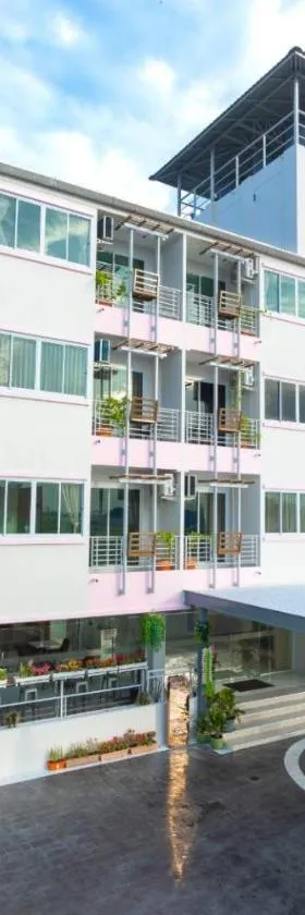 Sananwan Hometel，位于Ban Bang Phli Yai的酒店