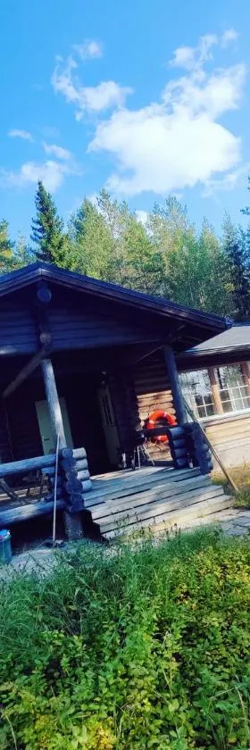 Kalliorinteen Mökit Lehtipirtti，位于特于塞的酒店