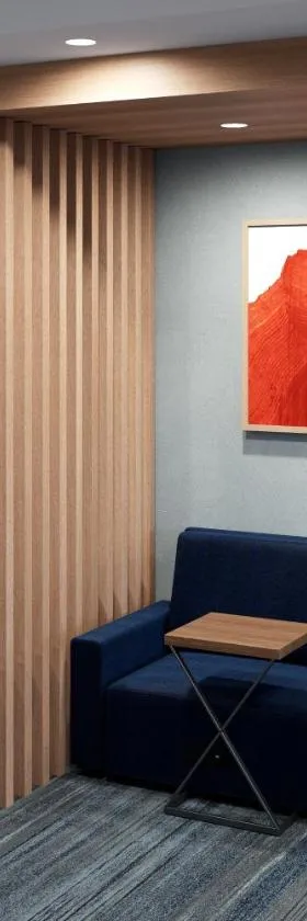 Holiday Inn Express & Suites Marinette，位于Marinette的酒店
