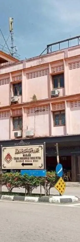 Rz Gold Hotel Official Account，位于Kuala Kerai的酒店