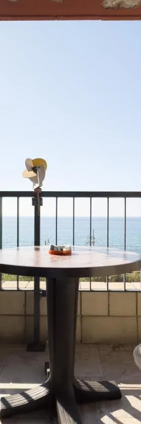 Impresionante Apartamento delante del Mar，位于滨海比拉萨尔的酒店