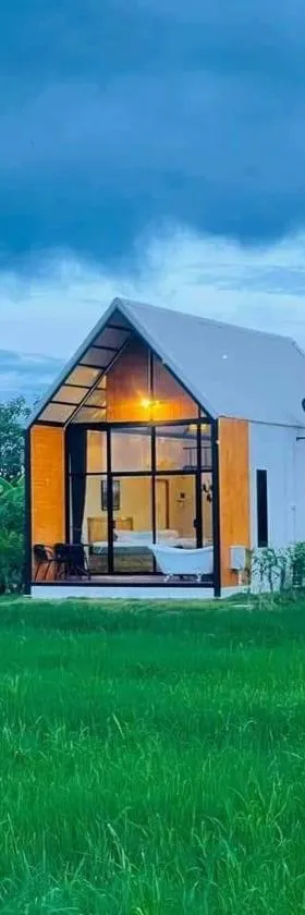 Whitehouse resort，位于Ban Muang Chum的酒店