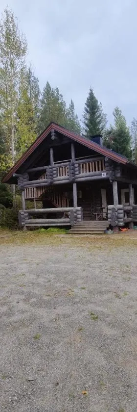 Kalliorinteen Mökit Kalliopirtti，位于特于塞的酒店