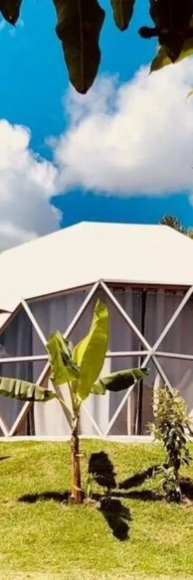 ECO GLAMPING BRASIL Santa Branca SP，位于圣布兰卡的酒店
