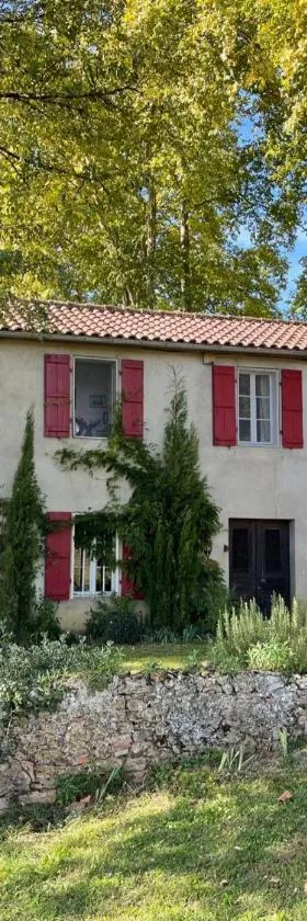 Le Presbytere，位于Castex的酒店