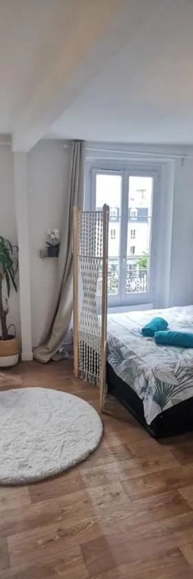 Charmant studio à Montmorency，位于蒙莫朗西的酒店