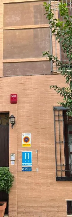 Hostal el Pasaje，位于蓬特赫尼尔的酒店