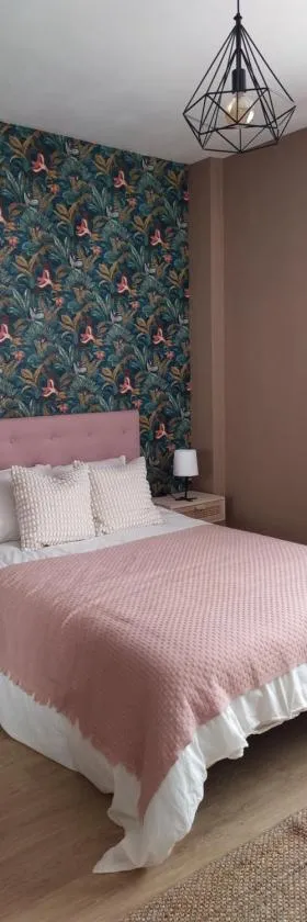 DIVINA GUEST HOUSE，位于曼萨纳雷斯的酒店