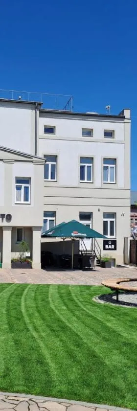 DOBRÉ MÍSTO，位于克尔诺夫的酒店