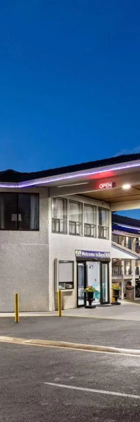 莱克伍德/塔科马南部戴斯酒店，位于莱克伍德的酒店