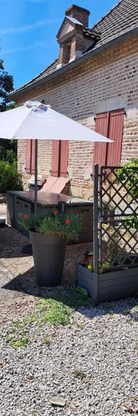 Gîte Le piège à rêves，位于Pierre-de-Bresse的酒店