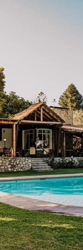 Hotel Fundo Las Tortolas，位于利马切的酒店