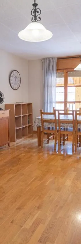 VUT CASA ADOBAS，位于Montalbán的酒店
