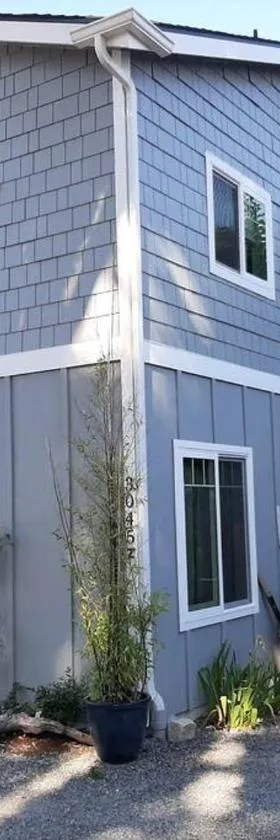 Alki Beach Cottage, NEW, 2 bedrooms, 2 bathrooms, near beach, AC, WD, Parking，位于西雅图的酒店