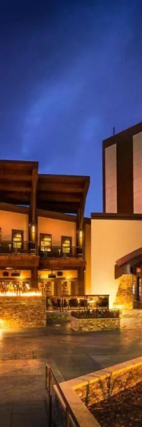 Golden Nugget Lake Tahoe，位于斯德特莱恩的酒店