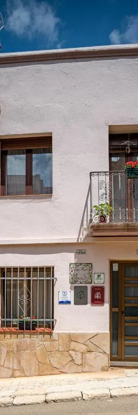 CASA RURAL ANGELITA，位于Rosell的酒店