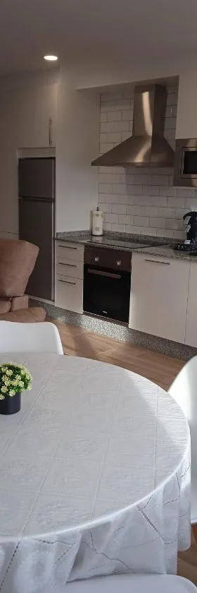 La casa del timón primer piso，位于Fondo的酒店