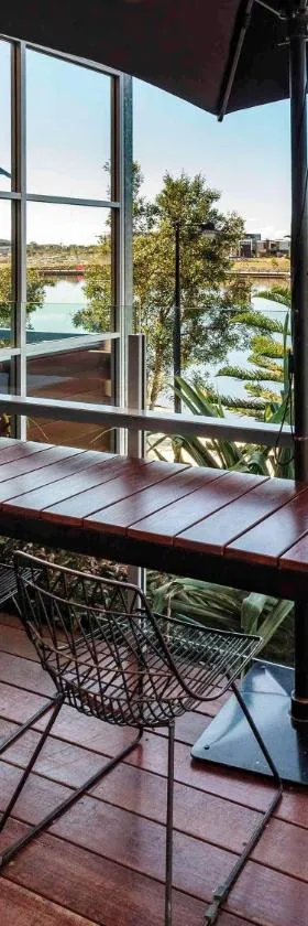 Mercure Sunshine Coast Kawana Waters，位于卡瓦纳华特斯的酒店