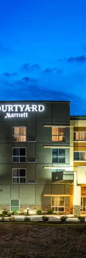 Courtyard by Marriott Somerset，位于萨默塞特的酒店
