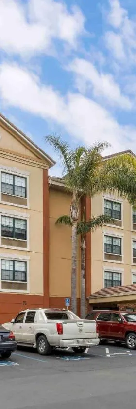 Extended Stay America Premier Suites - Union City - Dyer St，位于尤宁城的酒店