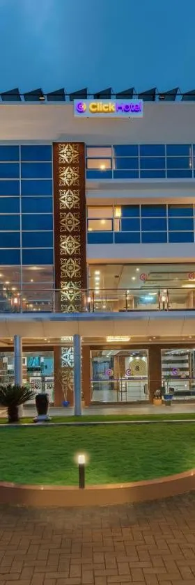 Click Hotel Sagar Plaza Chakan, Pune，位于Chakan的酒店