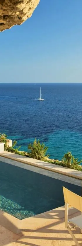 Cap Rocat, a Small Luxury Hotel of the World，位于卡拉布拉瓦的酒店