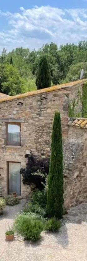 Can Carbó de Peralada，位于佩雷拉达的酒店