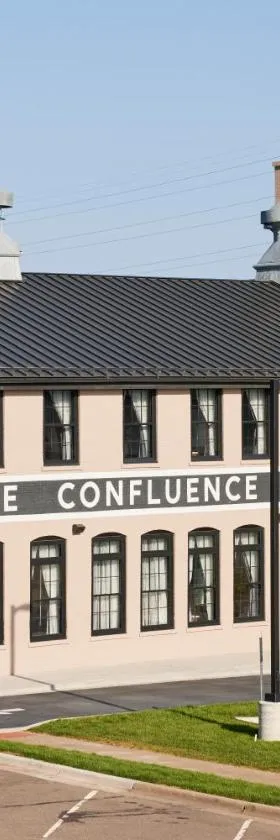The Confluence Hotel，位于Hastings的酒店
