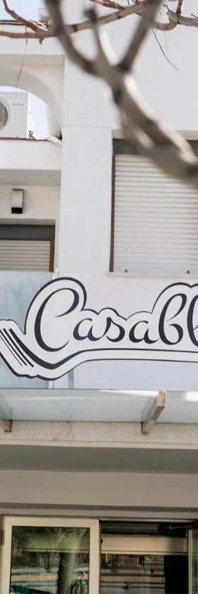 Pensión Restaurante Casablanca，位于Torreperogil的酒店
