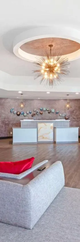 峰会贝斯特韦斯特酒店，位于尼亚加拉瀑布的酒店