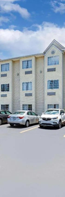 Microtel Inn & Suites by Wyndham Cordova Memphis Wolfchase，位于孟菲斯的酒店