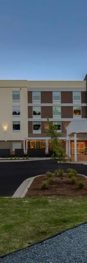 Home2 Suites By Hilton Fayetteville North，位于费耶特维尔的酒店