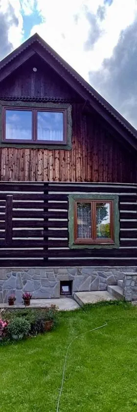 Gryglówka Noclegi，位于Zembrzyce的酒店
