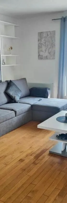 Guest house indépendante，位于Bombon的酒店