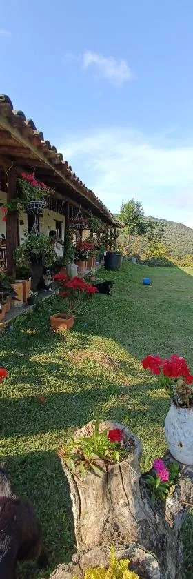 Mirador Escondido del Chicamocha a 22km de Barichara，位于Villanueva的酒店
