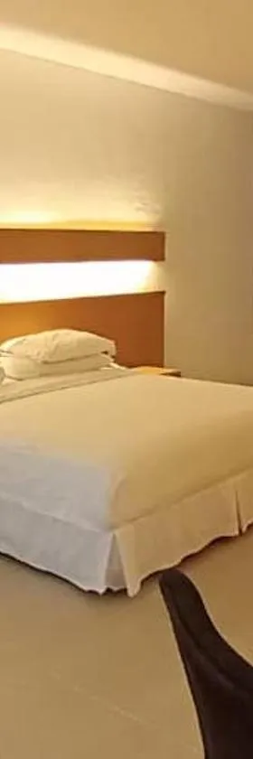 Ara Hotel，位于Bau的酒店
